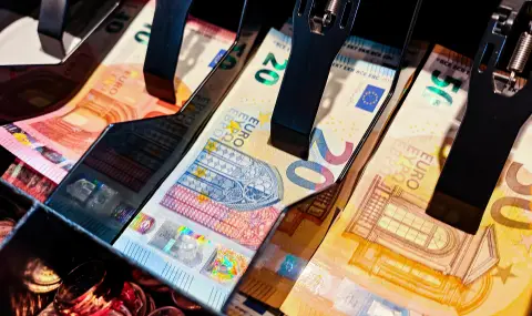 Counterfeit Euro in Montana as well  - 1