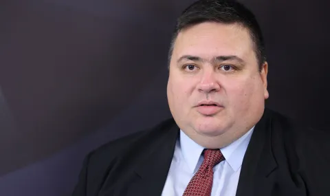Стефан Антонов: ​​​​​​​ГЕРБ засенчват популизма на „Възраждане“. Нисък ДДС за горивата е като блокада за ремонта на „Шипка“ - 1
