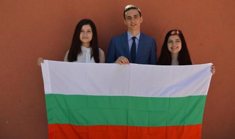 Трима наши ученици на най-голямото състезание за млади учени в света - 1