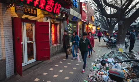 When Money's Not Enough: How They Save in China  - 1