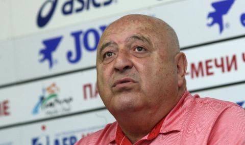 Венци Стефанов пред ФАКТИ: Виждам мениджърски интереси в националния отбор - 1
