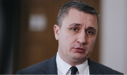 Александър Николов: Бюджетът ще издържи и при намаляване на акцизите за горивата - 1