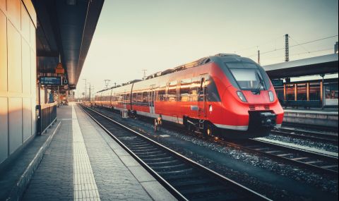 Саботаж е предизвикал техническия проблем, който спря влаковете в Германия - 1