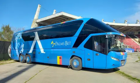 Левски се разделя с емблематичния си автобус – продава го на клуб от Втора лига - 1