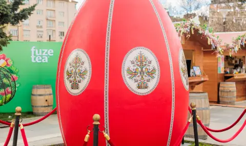 3-метрово великденско червено яйце с българска шевица е фокусът на Sofia Spring Fest 2026 - 1