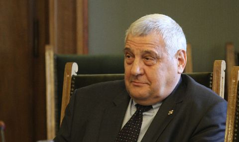 Илия Налбантов: Румен Радев работи срещу България - 1