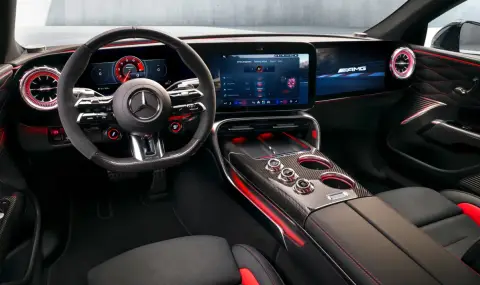 Първи поглед към интериора на новия Mercedes-AMG - 1
