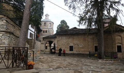Троянският манастир ще излъчва онлайн около Великден - 1