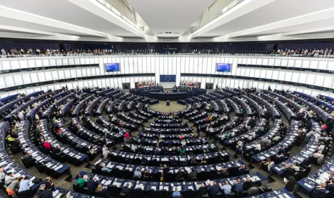 Гласуват вот на недоверие срещу Европейската комисия: ще се стигне ли до исторически прецедент? - 1