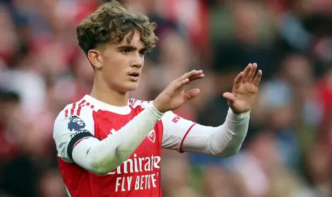 15-годишен футболист пренаписа историята на Арсенал - 1