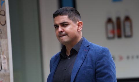 Радостин Василев напуска парламентарната група на ПП-ДБ ? - 1