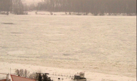 Лед скова изцяло Дунав и при Тутракан - 1