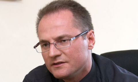 Искат наказание за съдията освободил Ценко Чоков - 1