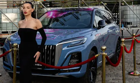 The Chinese premium car brand HONGQI made a pre-premiere debut with two of its models at the "Sonia Yoncheva Gala in Sof - 1