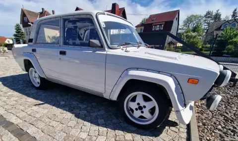 Продава се Lada 2105 за над 60 хиляди евро - 1