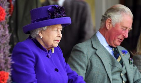 Опасност грози кралицата - 1