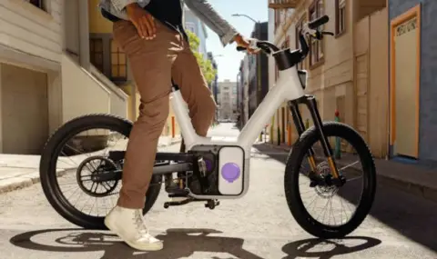 Странен електрически велосипед от Rivian - 1