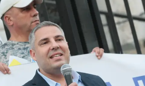 Методи Лалов: Петков звучеше, все едно някой го е изпратил там и му е казал да хвърли оставка, и да бяга - 1