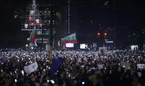 Оставката не е катарзис: протестът трябва да продължи