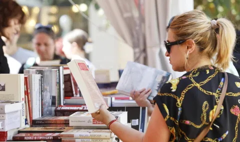 Започва книжното изложение „Алея на книгата“ в София - 1