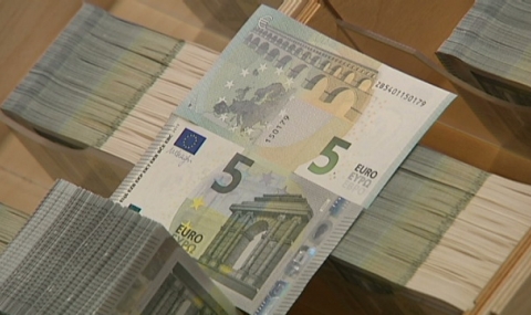 Френски политик: Еврото може да изчезне до 10 години - 1