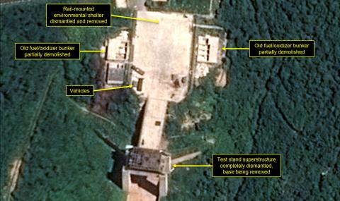 Северна Корея започнала да демонтира ракетен обект - 1