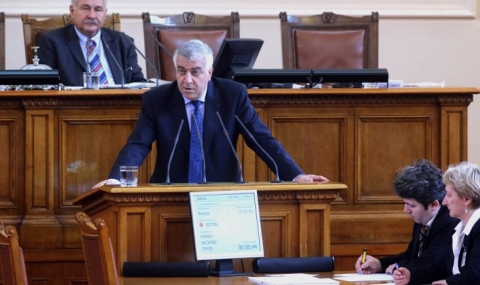 Гечев пита Горанов:  Защо лишавате българския бизнес от 2,5 млрд. лв.? - 1
