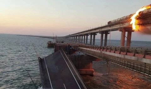 Кримският мост бе затворен - 1