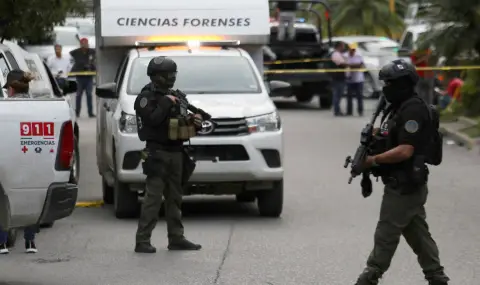 Въоръжени лица убиха кандидатка за кмет и още четирима души, които я придружавали - 1