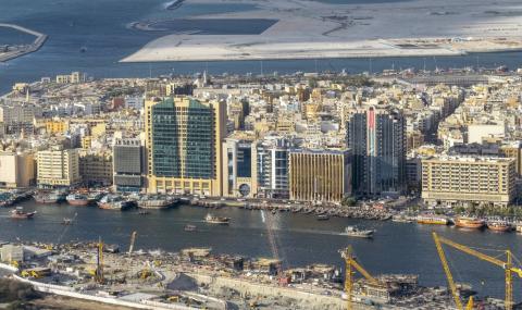Дубай: „Дъното” едва ли ще бъде достигнато - 1