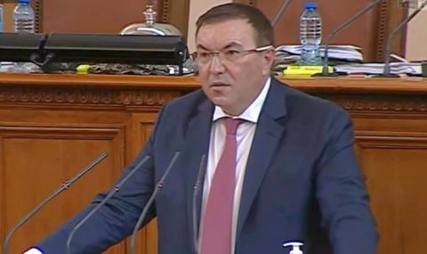 Костадин Ангелов: Правителството на Промяната открадна осигурените от ГЕРБ добавки за лекарите - 1