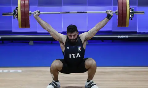 Искат 10 години затвор за олимпийски медалист по вдигане на щанги заради групово изнасилване - 1