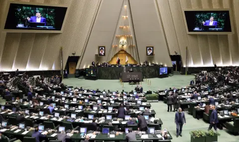 Председателят на иранския парламент: Израелските удари са "мерзка агресия", Иран ще отвърне - 1