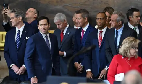 САЩ дават виза на граждани от 50 страни само срещу $15 000 гаранция