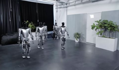 Роботът на Tesla заприличва все повече на човек (ВИДЕО) - 1