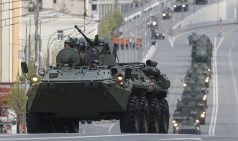 За първи път от години 21 руски града отмениха военните паради на 9 май - 1