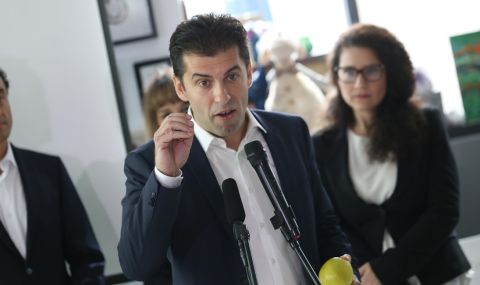 Петков: Конституцията трябва да принадлежи на живите, а не на мъртвите - 1