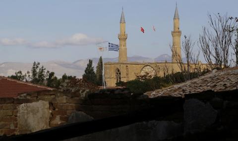 Ердоган строи джамии вместо училища в Кипър - 1