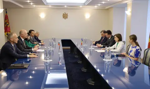 Желязков пред президента Мая Санду: България твърдо подкрепя европейската интеграция на Молдова - 1