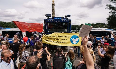 Протести на активисти в Берлин - 1