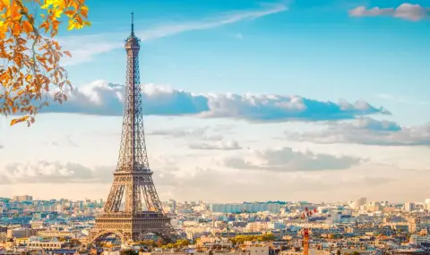 "Детелини" на Лили Иванова отново е хит, но във френски бар (ВИДЕО) - 1