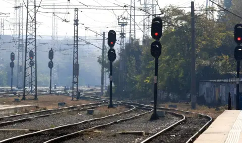 Заради авария бе спряно движението на влаковете между Владая и Горна баня - 1