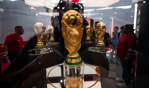 ФИФА пуска още билети за Световното първенство по футбол  - 1