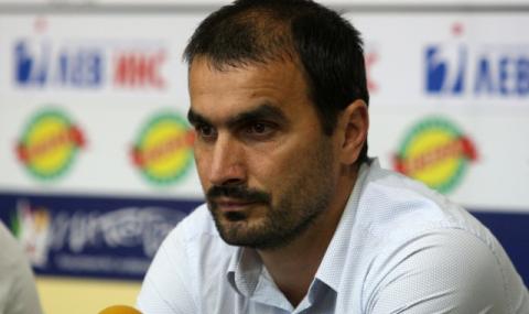 Младежи обвиниха шеф на Септември в побой - 1