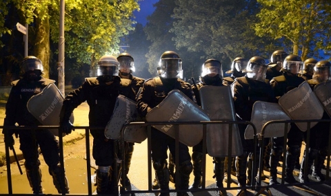 След протеста в Раднево е задържан мъж - 1