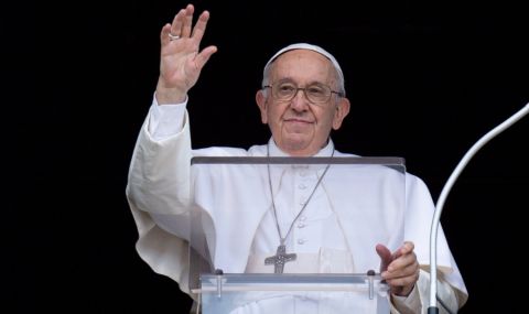 Папа Франциск: Мирът трябва да бъде всеобщ - 1