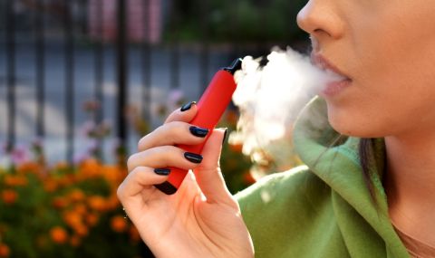 Електронните цигари могат да предизвикат хроничен стрес при младите пушачи - 1