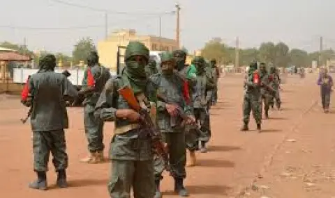 Войските на Мали и руските наемници се изтеглиха от град в северната част на страната 
