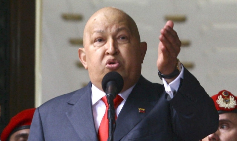 Чавес се бори за живота си - 1