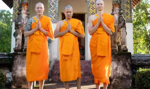 От промоция в Серия ‘’Б’’ до будистки монах